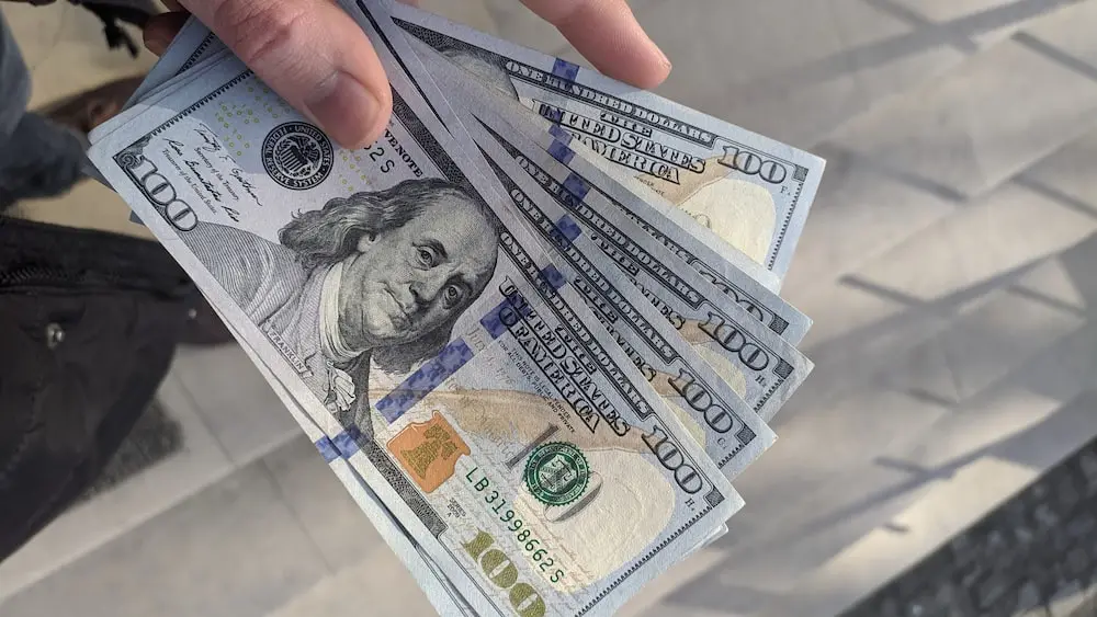 dollar curency